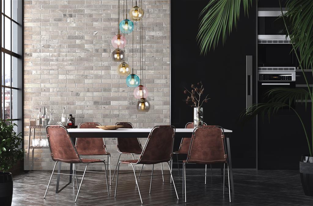 Mardi Gras Ø54 Veelkleurig hanglamp Van Searchlight - De lamp is gemaakt van duurzaam staal en glas met een glanzende afwerking die het licht reflecteert en extra glans geeft.