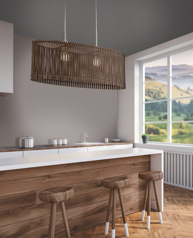 Sendero 77cm Donker hout hanglamp Van Eglo - De prachtige ovale lampenkap met bruine houten lamellen zorgt voor een zacht en aangenaam licht en voegt een warme en uitnodigende sfeer toe aan de kamer.