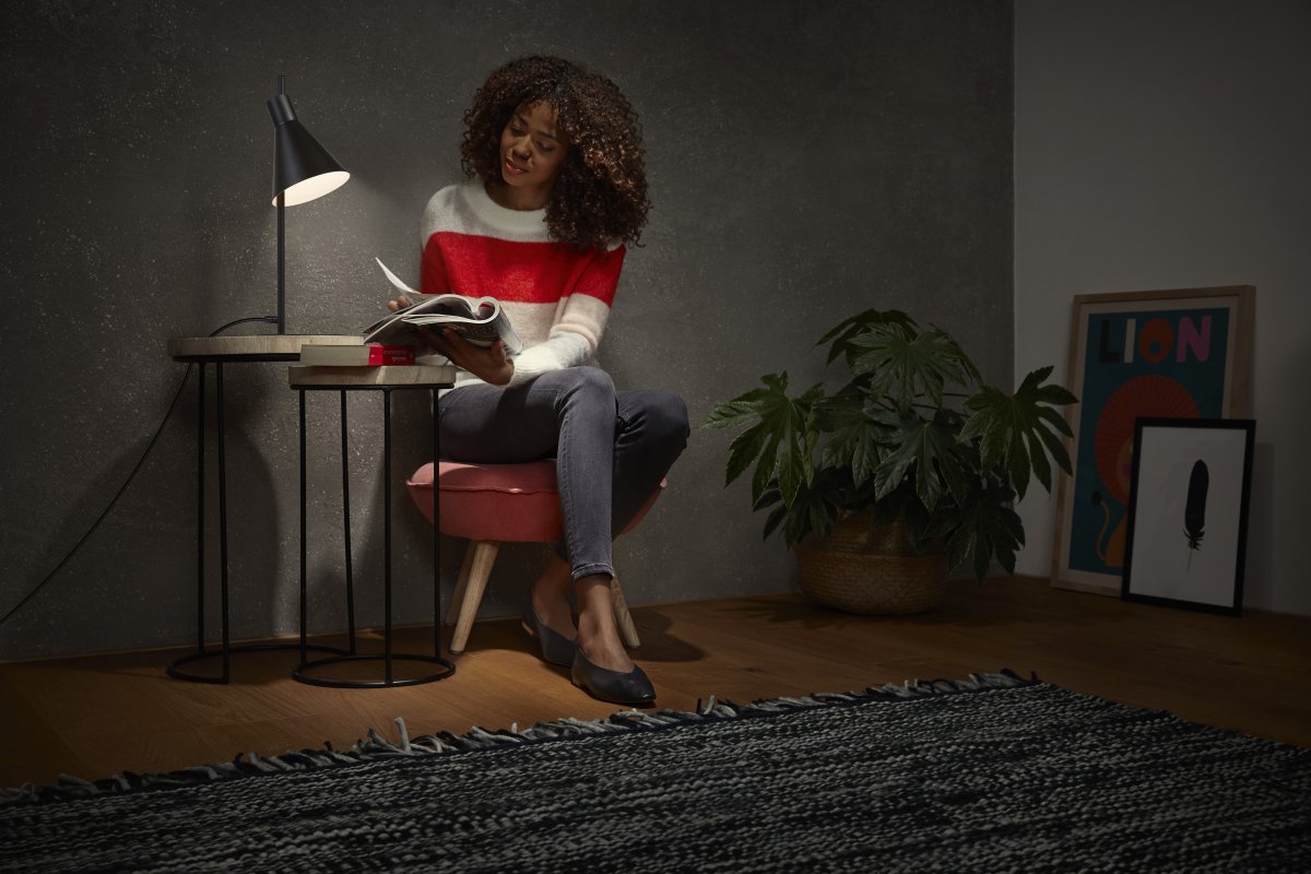 Tokio 44cm Zwart bureaulamp Van Ledvance - Naast dat de lamp goede spotverlichting biedt, is het ook een stijlvol detail in het interieur.