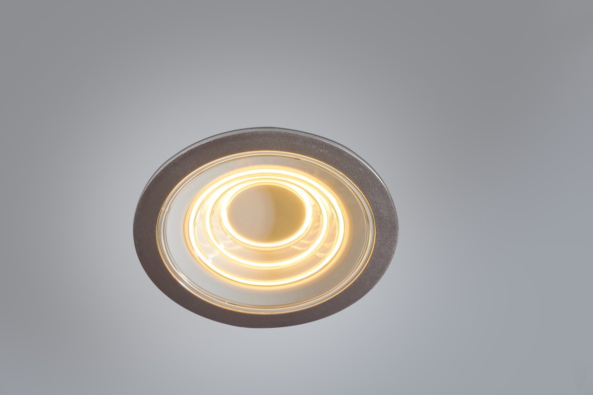 Decor Filament Ripple 9W Aluminium Van Ledvance - In de eerste positie licht de kleine cirkel in het midden op, in de tweede positie licht de tweede cirkel op, in de derde positie licht de derde buitenste cirkel op en in de vierde positie lichten alle drie de cirkels tegelijkertijd op.