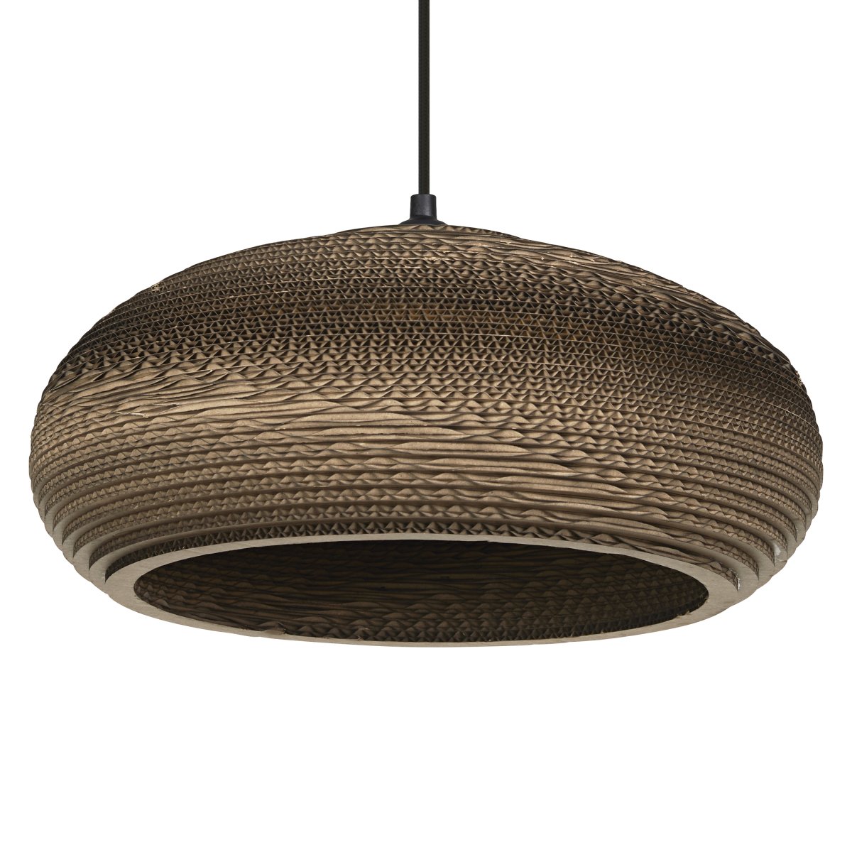 Cardboard drop Ø40 Bruin hanglamp Van Ledvance - De lampenkap, die uit meerdere lagen karton bestaat, creëert een prachtig lichtspel in de kamer wanneer deze brandt en draagt bij aan een warme en natuurlijke sfeer.