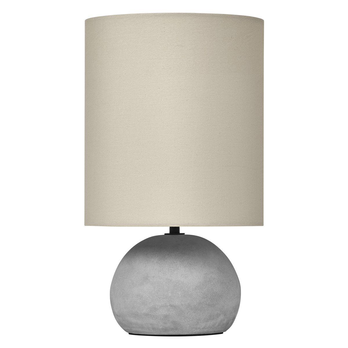 Impact 38cm Grijs tafellamp Van Osram - Lampfoten i betong och den beiga sk&auml;rmen skapar ett jordn&auml;ra intryck och ger en fin ljusspridning.