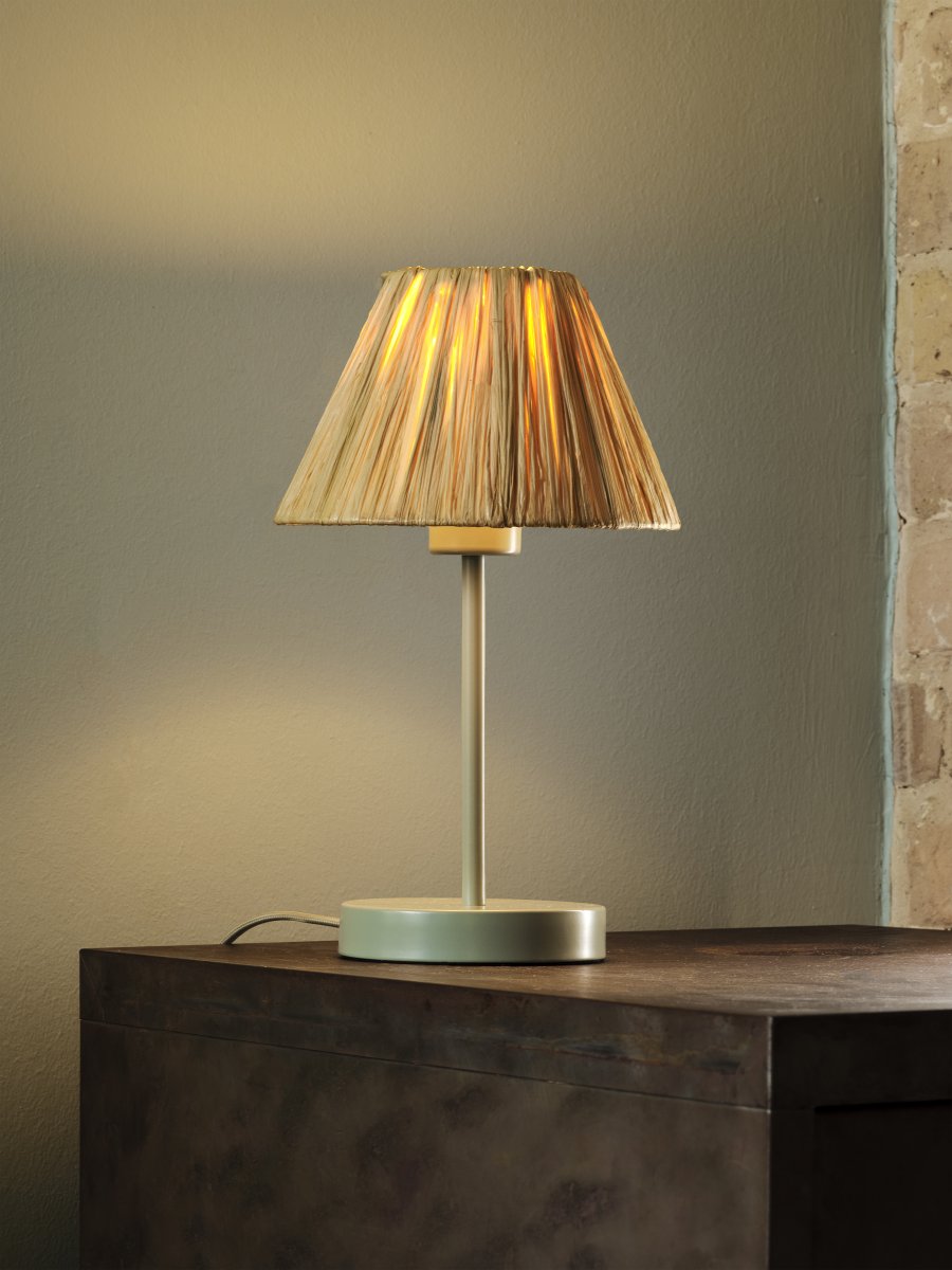 Raffia 33cm Natuur tafellamp Van Ledvance - Het is aan te raden om het op het bureau in de hal, het bijzettafeltje in de woonkamer of voor het raam in de keuken te plaatsen.