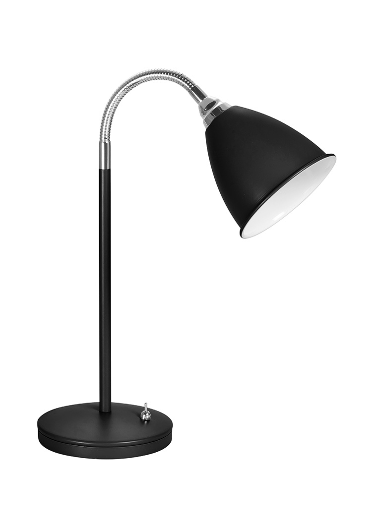 Smögen 45cm Zwart bureaulamp Van Armaturhantverk - De lamp heeft een praktische aan/uit-schakelaar op de voet en past zowel in moderne als klassieke interieurs.