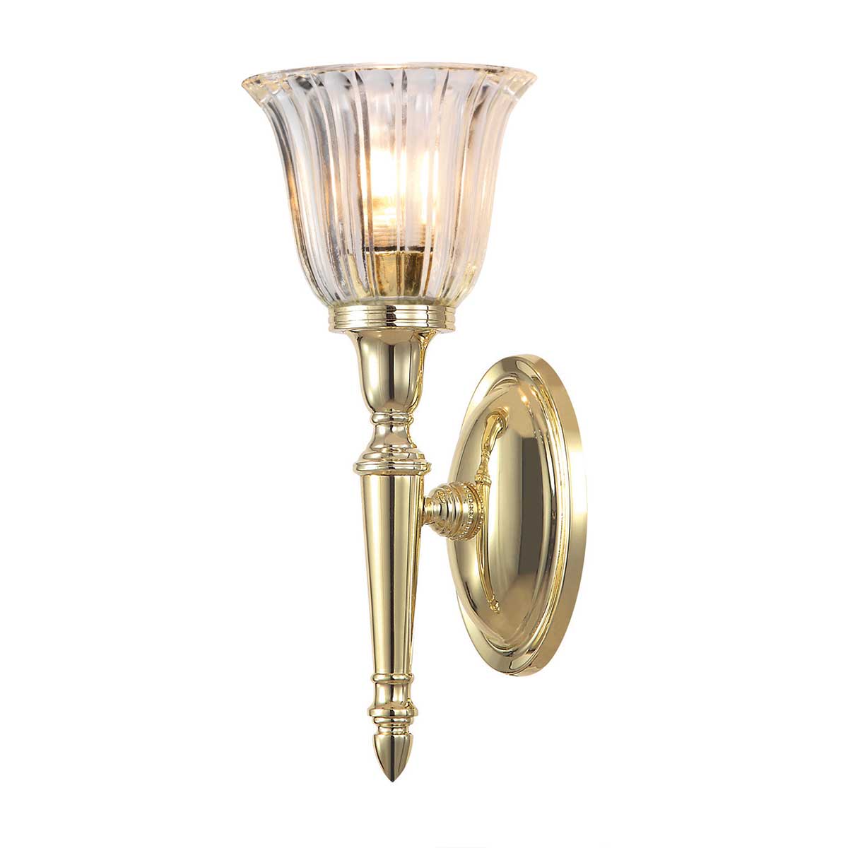 Dryden 33cm Gepolijst messing badkamerlamp Van Elstead Lighting - De lamp heeft prachtige glasdetails en is IP44-geclassificeerd, waardoor hij geschikt is voor gebruik in de badkamer.