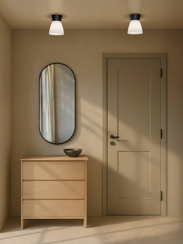 Bizzo Ø17 Matzwart/opaal plafondlamp Van Belid - Bizzo is een elegante en lichte plafondlamp die in vele uitvoeringen verkrijgbaar is.
