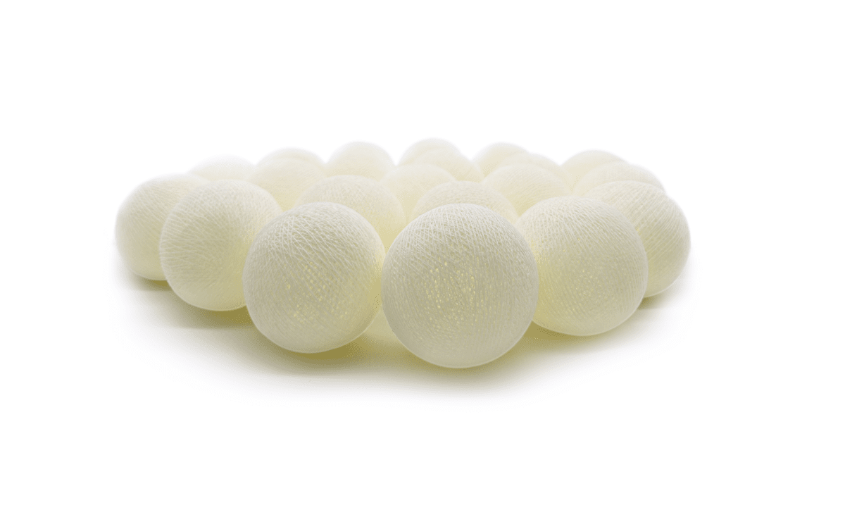 Irislights Butter Yellow 20-lights Crème wit Van Irislights - De slinger wordt geleverd met een snoer van 1,5 meter, een aan/uit-schakelaar en een stekker.