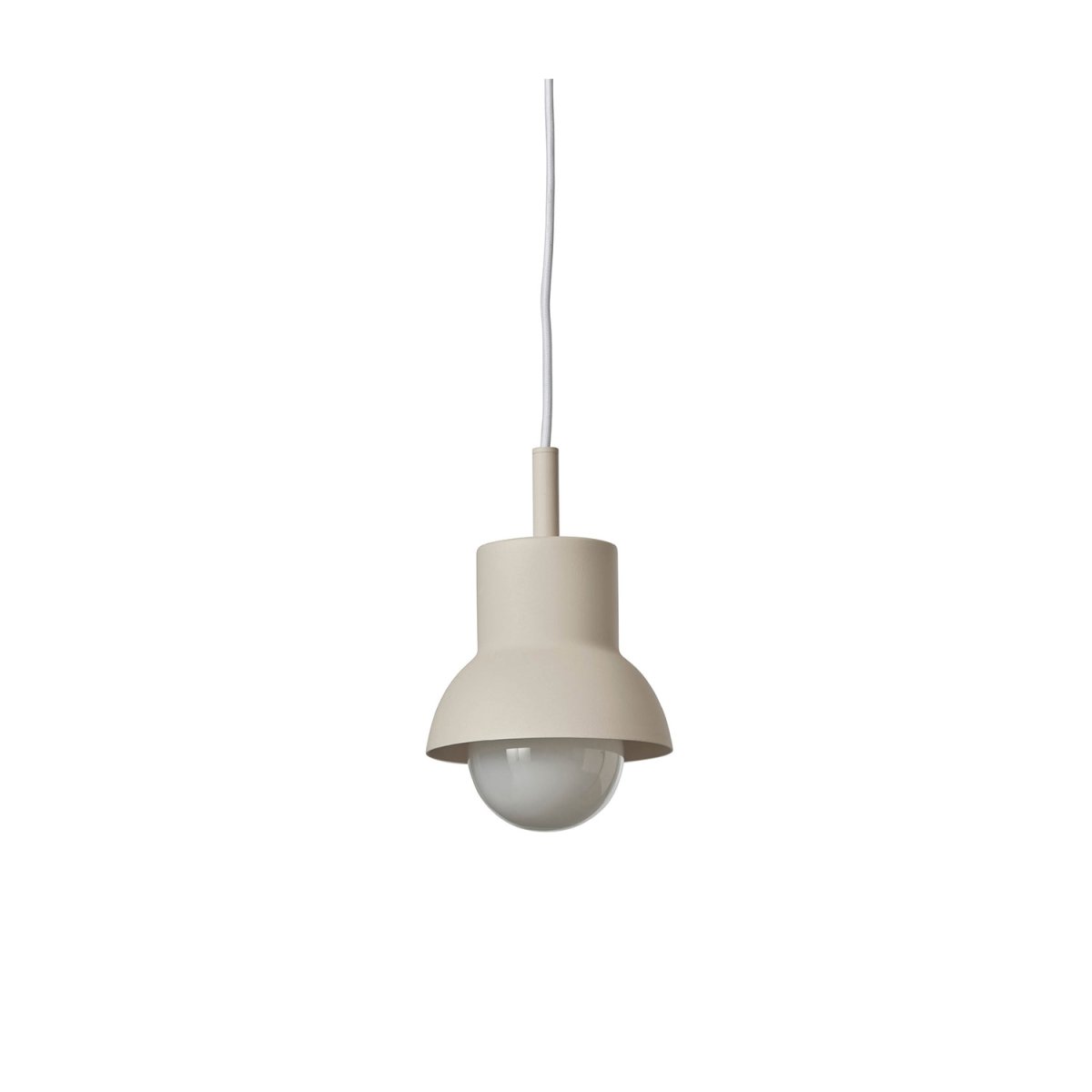Down Ø15 Lichtbeige hanglamp Van CO Bankeryd - Om het design van de lamp optimaal tot zijn recht te laten komen, adviseren wij om een bolvormige lichtbron met een diameter van 95 cm te kiezen.
