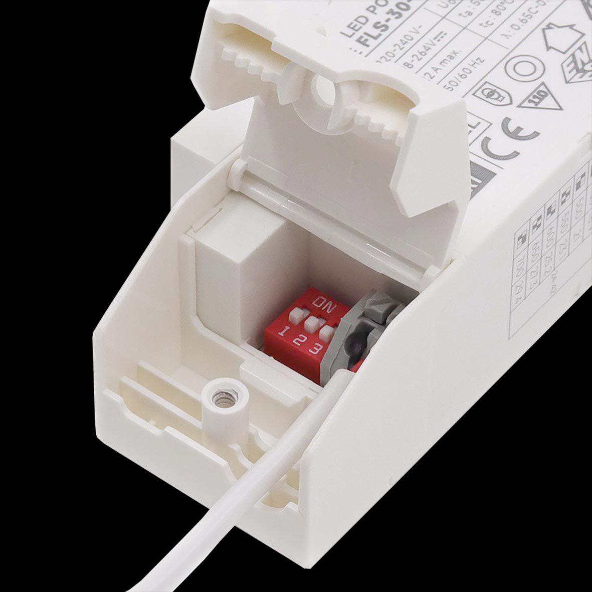 City Downlight 16/20/24W Wit Van Designlight - Wij raden af om de armatuur met een hogere stroomsterkte dan de voorgeprogrammeerde waarde te gebruiken, aangezien dit de levensduur kan verkorten en de levensduur van de armatuur kan be&iuml;nvloeden.