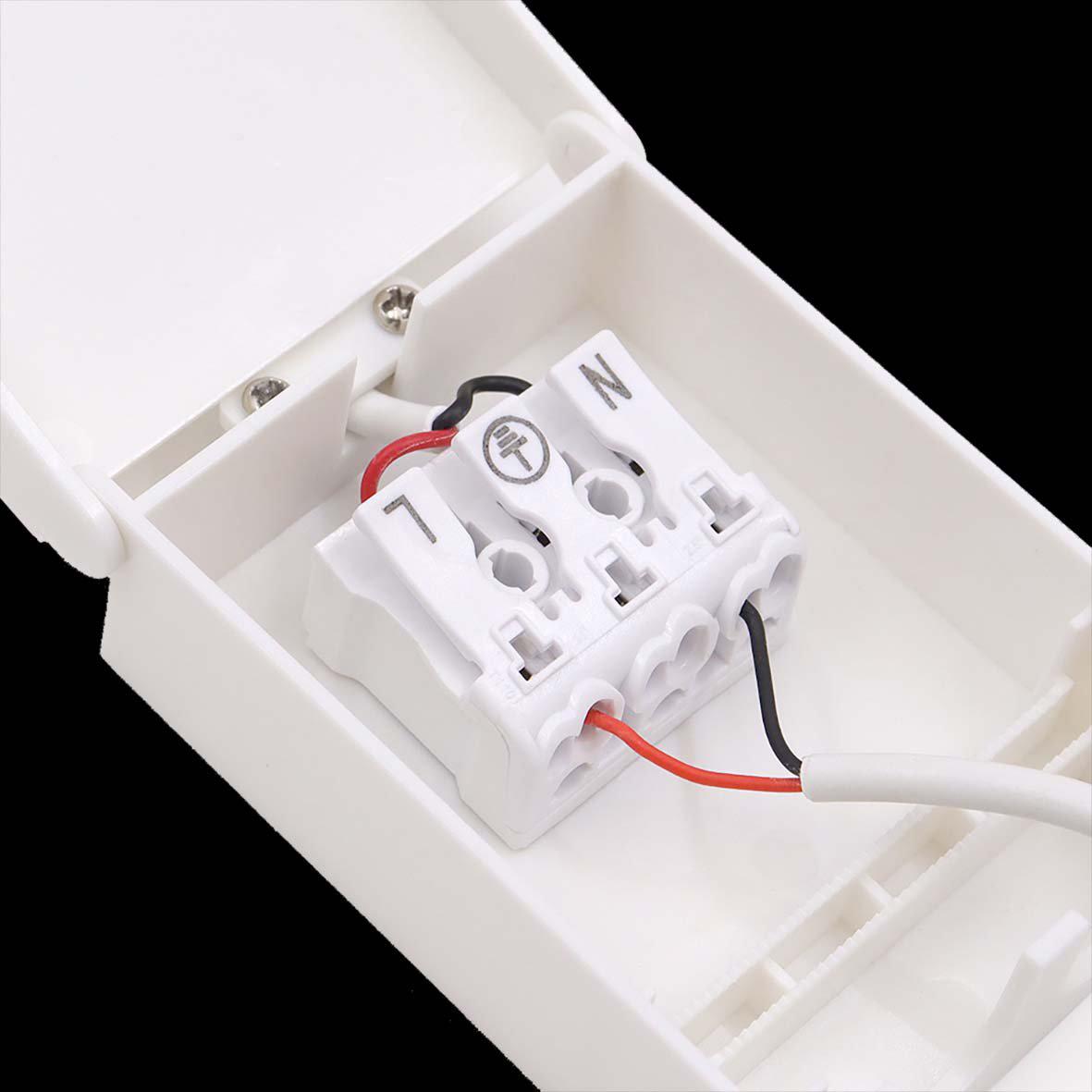 City Downlight 28/32/36W Wit Van Designlight - De serie combineert moderne LED-technologie met een instelbaar vermogen en een selecteerbare lichtkleurtemperatuur, waardoor de armatuur bijzonder geschikt is voor zowel nieuwe installaties als voor het vervangen van oudere PLC-armaturen (compacte fluorescentielampen).