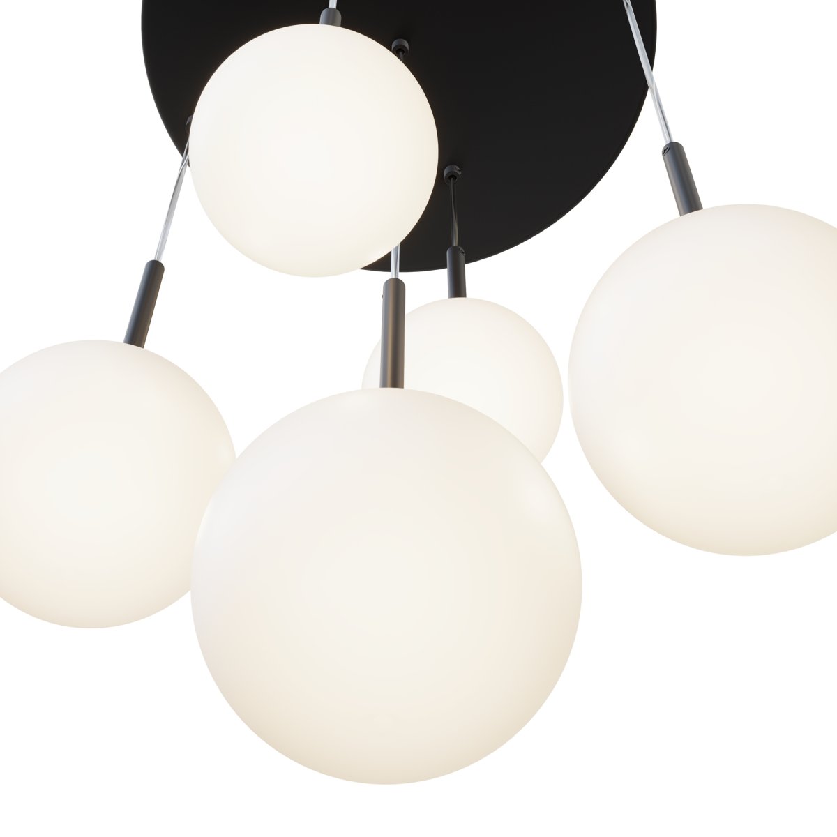 Basic form Ø45 Zwart hanglamp Van Maytoni - Het hangende ontwerp van de lamp zorgt voor een zacht en egaal licht, wat de sfeer verbetert en een prettige stemming creëert.