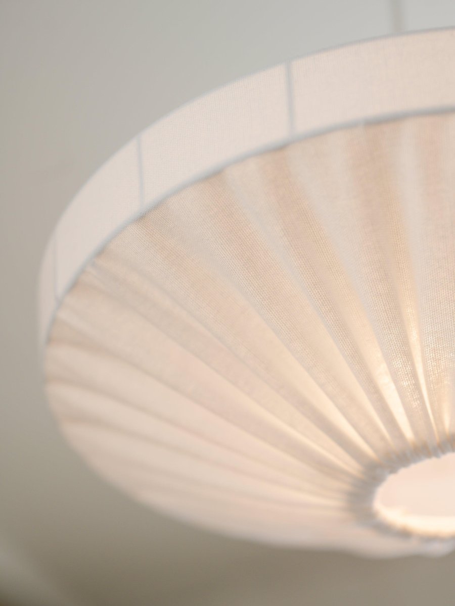 Edith Ø38 Wit hanglamp Van PR Home - Het certificaat garandeert dat het product is getest en vrij is van stoffen die schadelijk kunnen zijn voor de gezondheid en het milieu.