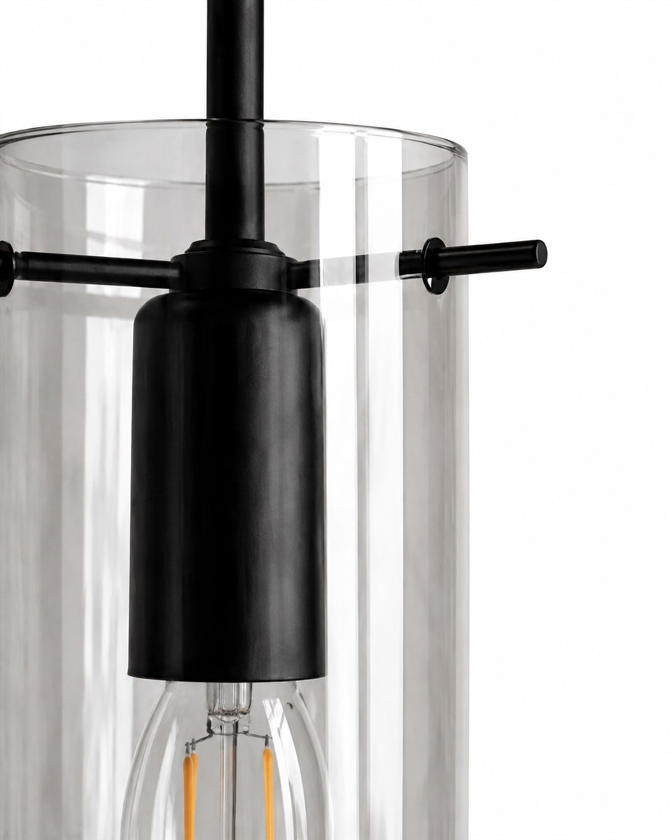 Cilinda Ø7 Zwart/Rookkleurig raamlamp Van Nordic Lighting - Cilinda is een tijdloze raamlamp met een elegant design.