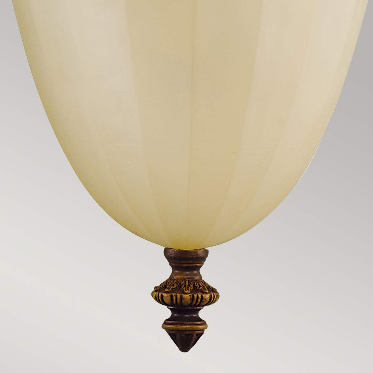 Drawing Room 32cm Bronzen wandlamp Van Elstead Lighting - Ljusk&auml;llan omfamnas av det dekorativa glaset som bidrar med en fin och harmonisk ljusspridning i rummet.