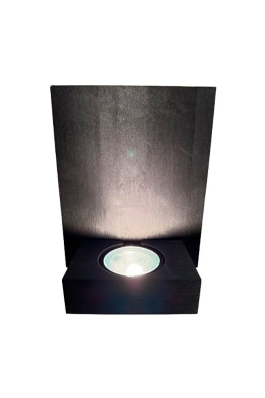 Wallight LED 28cm Zwart Van Frilight - Als u een nieuwe of eigen lichtbron wilt gebruiken, moet dit een platte G4 LED-lamp zijn met een maximaal vermogen van 5 W en 12 V.
