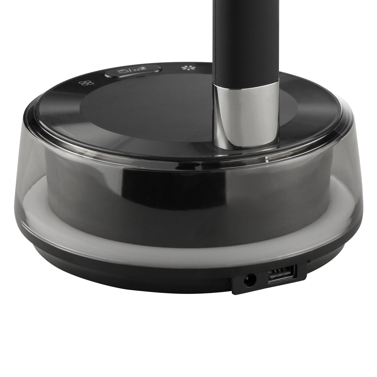 Moonglow 53cm Zwart bureaulamp Van Brilliant - De lampvoet herbergt een aantal slimme functies: een ge&iuml;ntegreerde digitale klok, een draadloos oplaadstation voor telefoons en USB-C-aansluitingen voor het opladen van andere apparaten.