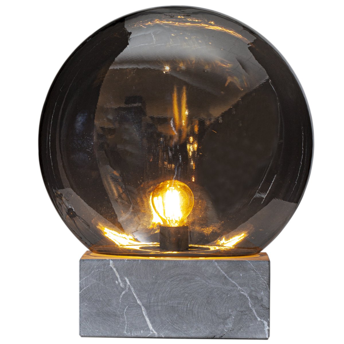 Glori 35cm Rookkleurig tafellamp Van By Rydéns - De stevige lampvoet van grijs marmer zorgt voor een elegante uitstraling, in contrast met de rustigere, ronde kap van rookglas.