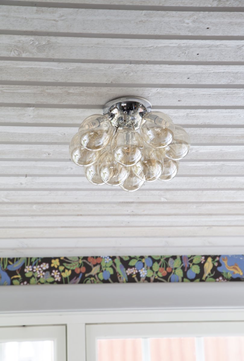 Gross Ø30 Amber plafondlamp Van By Rydéns - Gross is een populaire en stijlvolle plafondlamp die in de meeste ruimtes past.