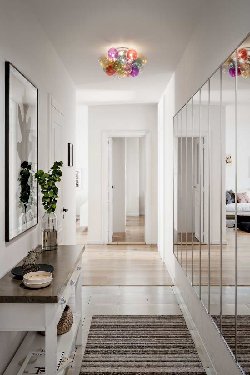 Gross Ø30 Veelkleurig plafondlamp Van By Rydéns - De Gross-familie heeft er een nieuw lid bij in de vorm van het veelkleurige glas.