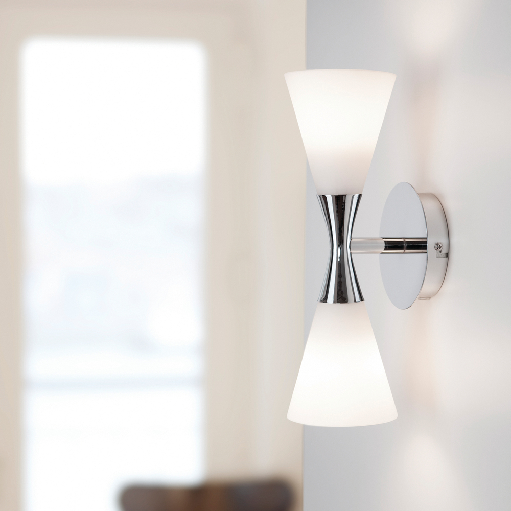 Harlekin duo Chroom wandlamp Van Herstal - Harlekin Duo is een elegante en stijlvolle wandlamp.