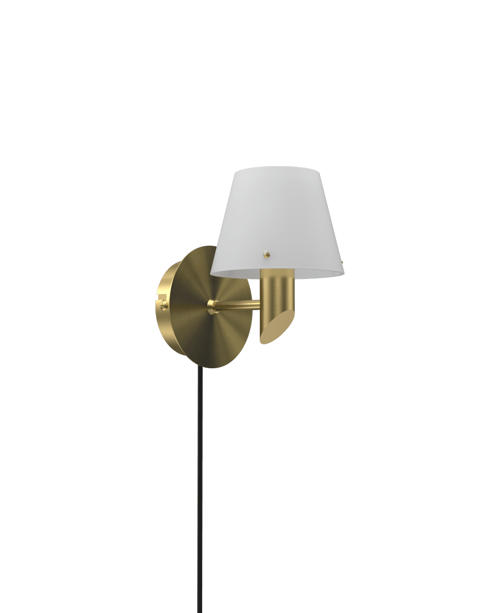 Gil Ø10 Messing leeslamp Van Herstal - De opalen glazen kap zorgt voor een fijne lichtverspreiding en in combinatie met het frame met satijn messing afwerking cre&euml;ert Gil sfeer, pr&eacute;sence en de karakteristieke Herstal-uitstraling.
