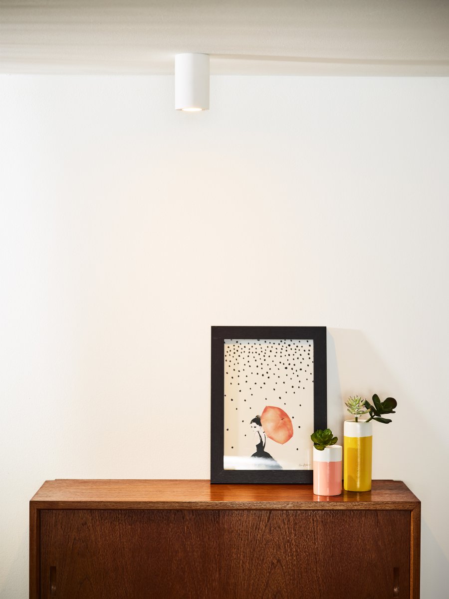 Gipsy Wit spot Van Lucide - Gipsy is een stijlvolle en moderne spot die vorm en functie op minimalistische wijze combineert.