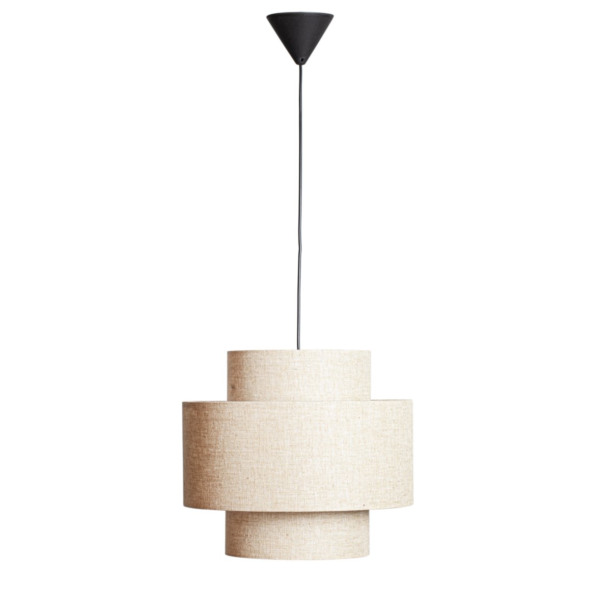 Hilma Ø40 Beige hanglamp Van Cottex - De verschillende niveaus en afgeronde vormen van de kap cre&euml;ren een speelse maar harmonieuze uitstraling die de lamp een eigen karakter geeft.