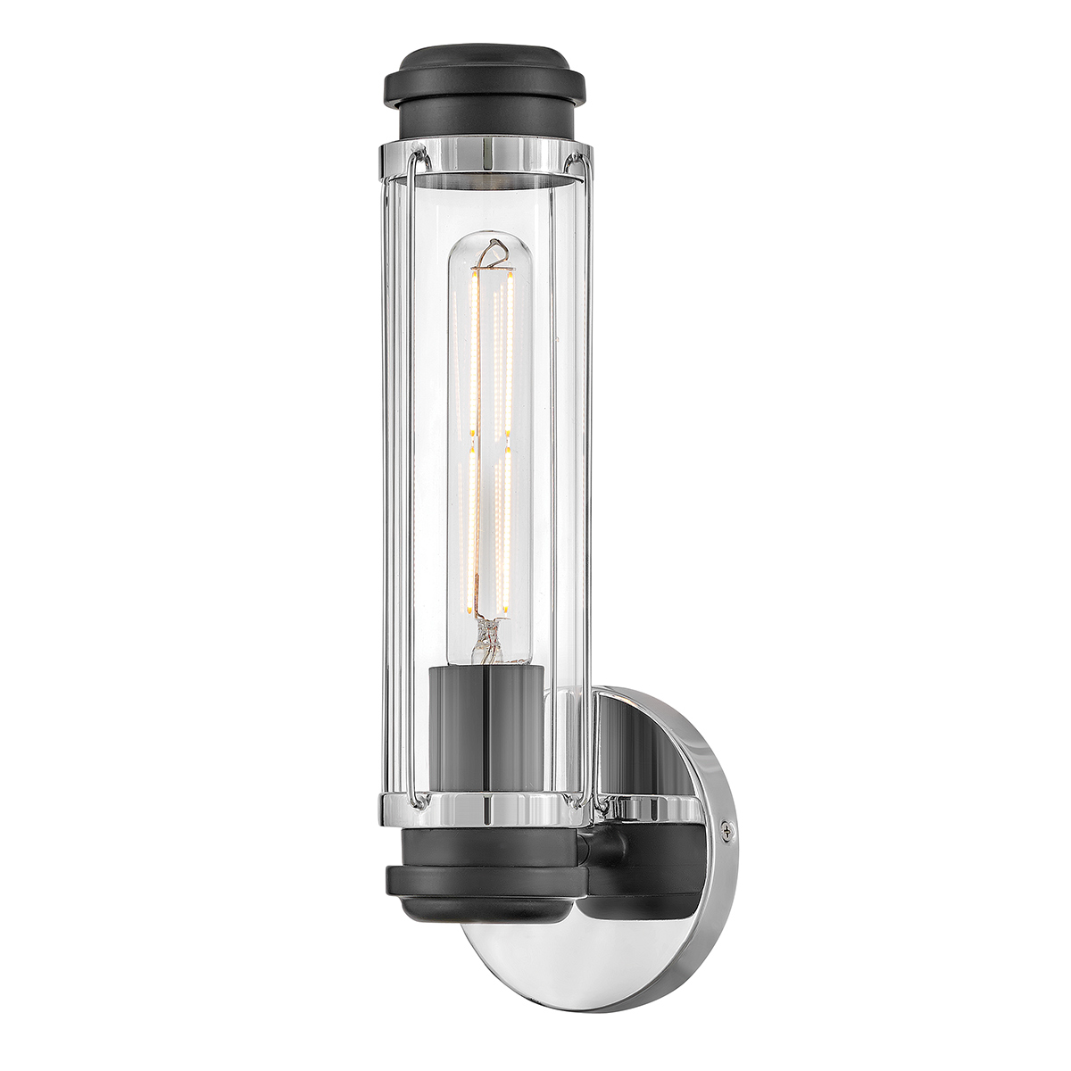 Masthead 35cm Chroom badkamerlamp Van Elstead Lighting - Gemaakt van staal en glas, heeft het een verfijnde gepolijste chromen afwerking gecombineerd met zwarte details die een luxueuze en tijdloze uitstraling geven.
