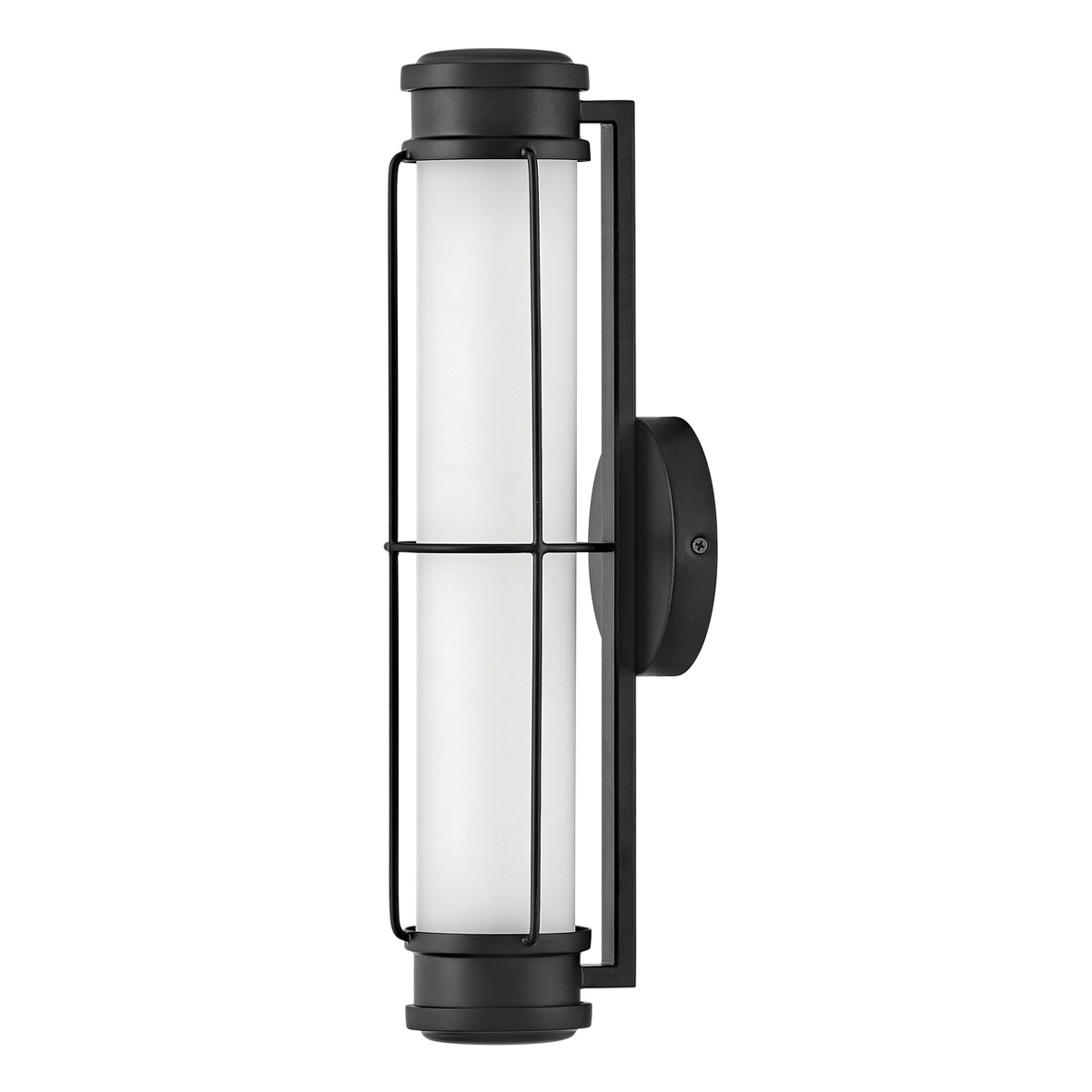 Saylor 43cm Zwart badkamerlamp Van Elstead Lighting - De lamp is gemaakt van metaal met een matzwarte afwerking en heeft een langwerpig opaalglas dat een gelijkmatig en fijn licht verspreidt.