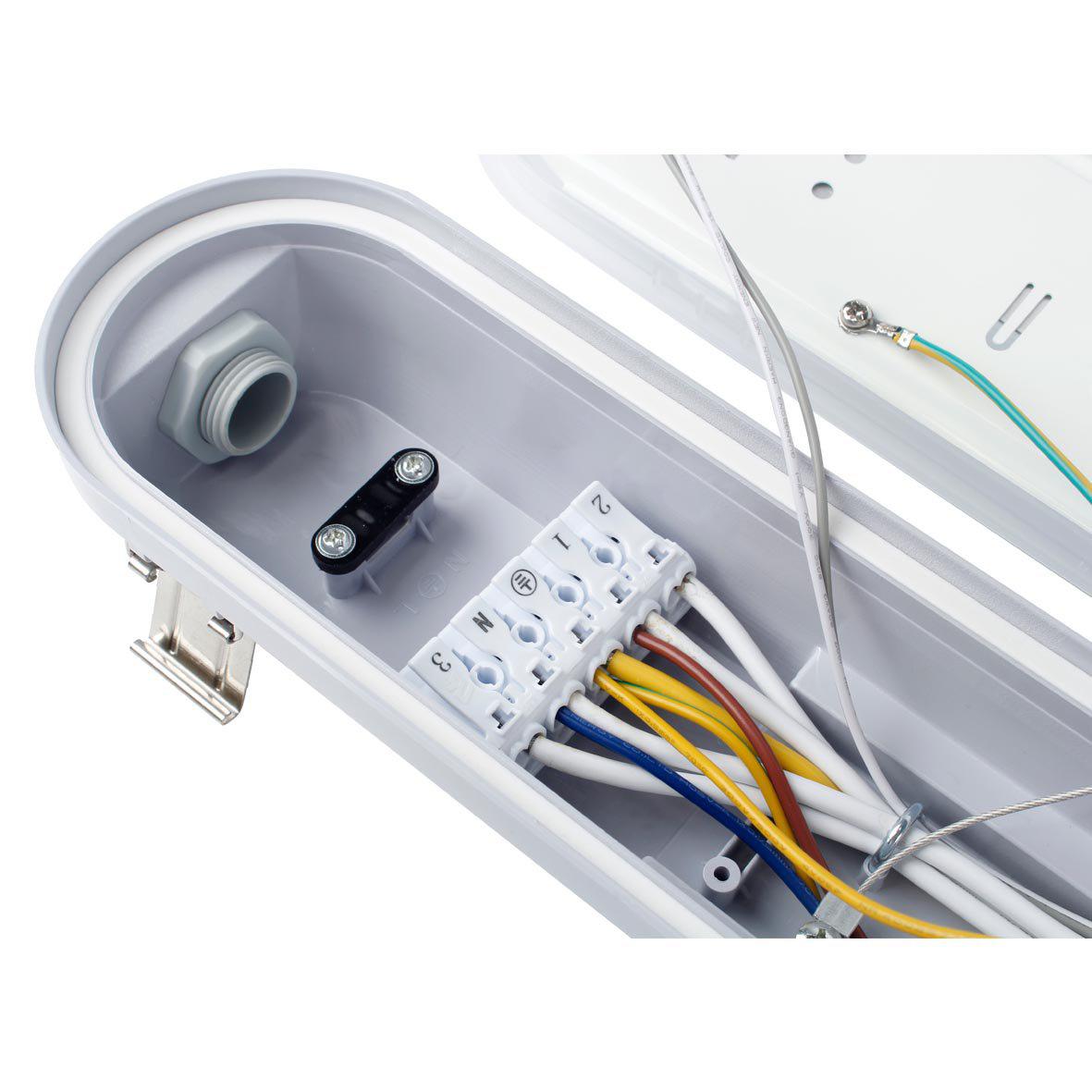 Sixtyfivey 4000K 120cm Grijs Van Designlight - Dit zorgt voor een krachtige en gelijkmatige lichtopbrengst met een laag energieverbruik en minder onderhoud, wat vooral belangrijk is in installaties met beperkte toegang voor onderhoud.