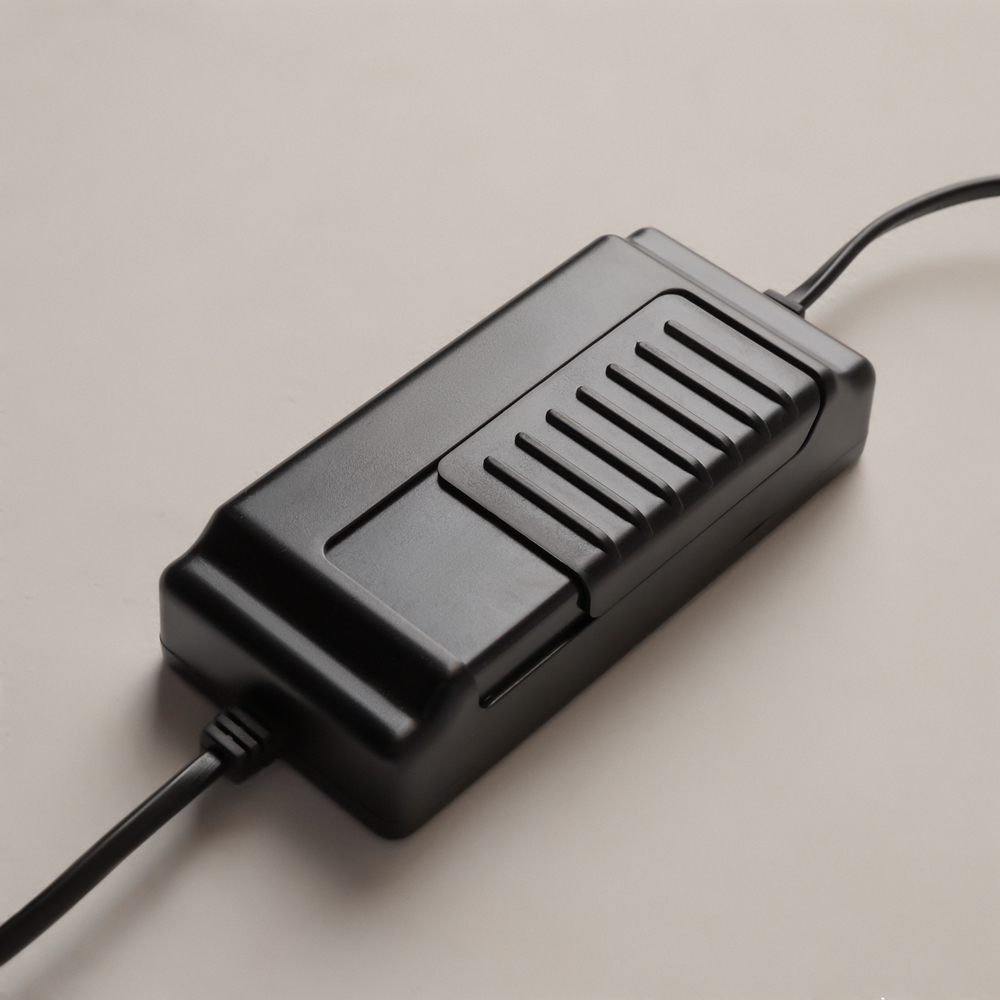 Crochet Zwart vloerlamp Van Maytoni - De hangende LED-lamp zorgt voor een krachtig en sfeervol licht dat de kamer vult, terwijl de lamp een opvallend designelement vormt.