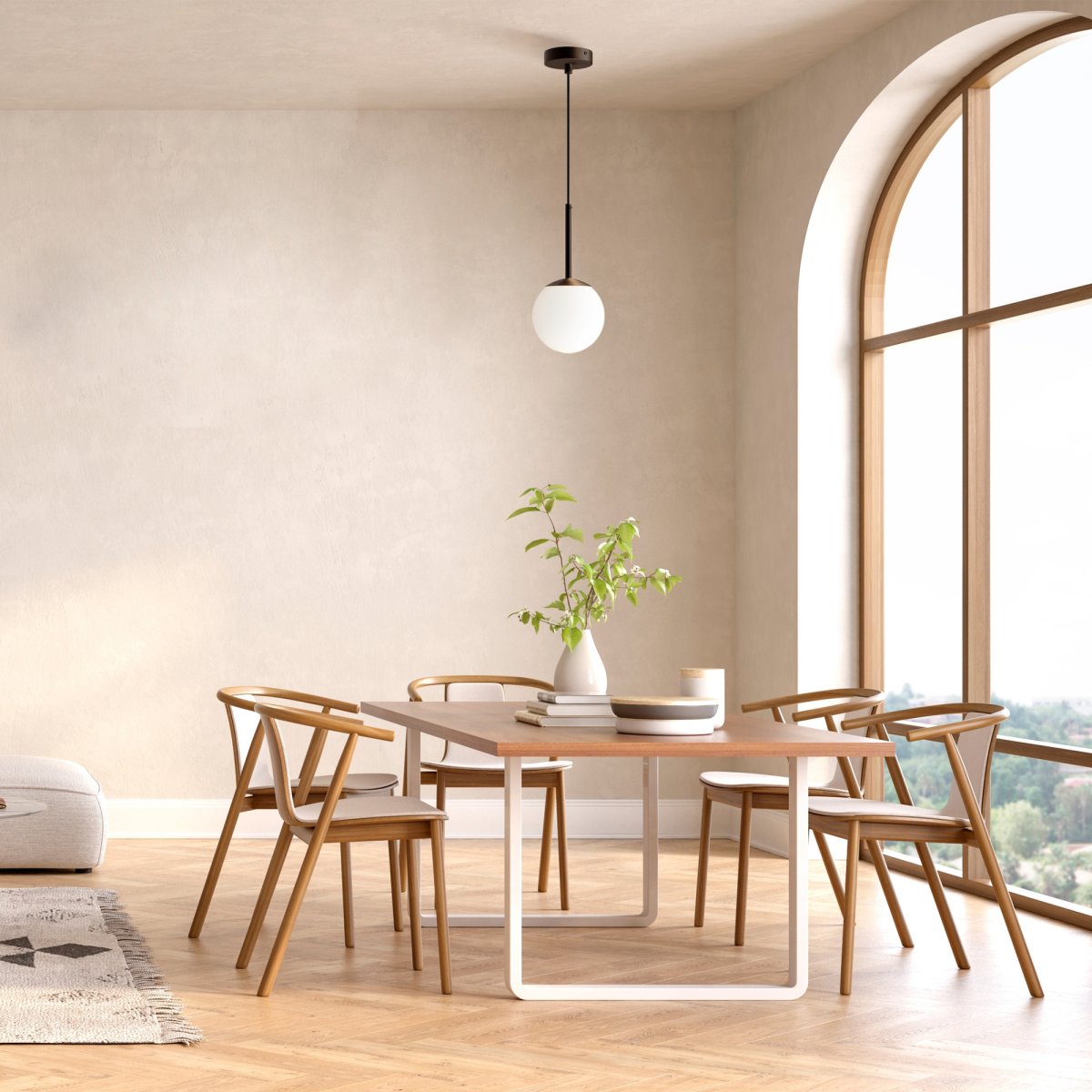Basic form Ø15 Zwart hanglamp Van Maytoni - Dankzij de zachte opaalglazen bol en het slanke metalen armatuur met zwarte afwerking, verspreidt de lamp een prachtig en aangenaam licht dat perfect past in zowel moderne als klassieke interieurs.