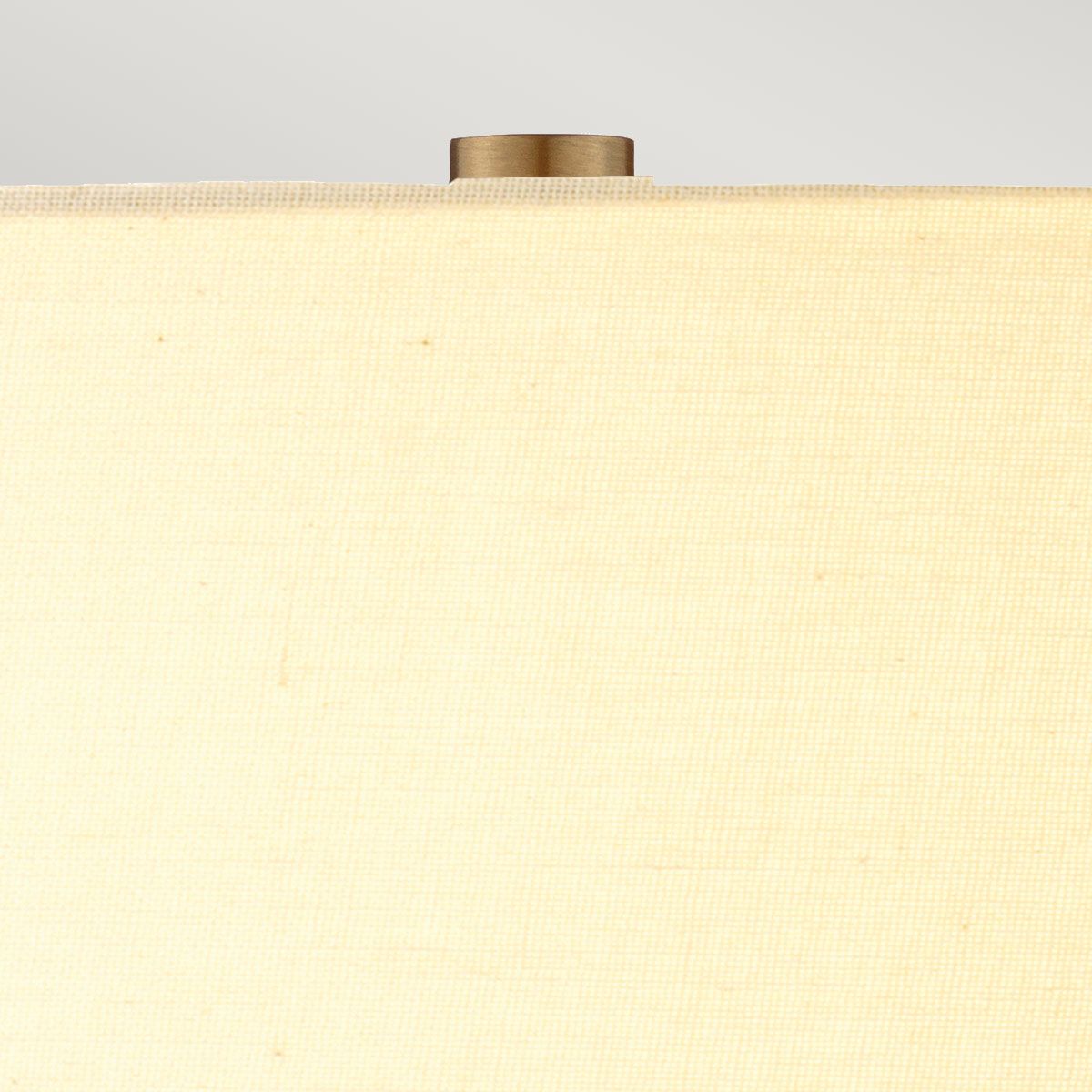 Job 70cm Brons/wit tafellamp Van Elstead Lighting - Levereras med en kr&auml;mf&auml;rgad cylinderformad lampsk&auml;rm i silkeliknande textil.