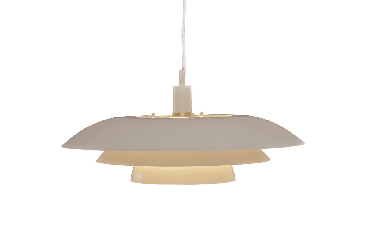 Epsilon Ø56 Beige hanglamp Van Aneta Lighting - De Epsilon wordt geleverd met twee sets decoratieve ringen en knoppen; u kunt kiezen tussen chroom en mat messing, afhankelijk van wat het beste bij uw interieur past.