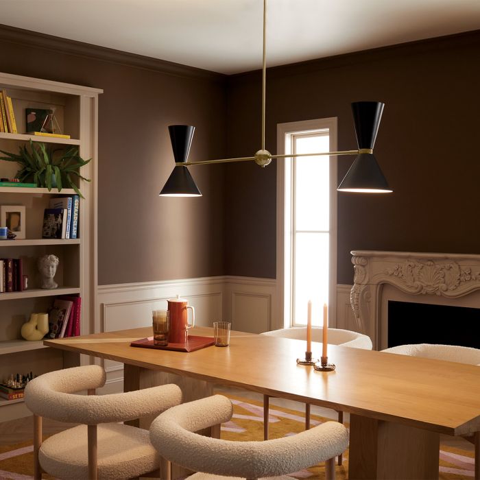 Phix 130cm Zwart/brons hanglamp Van Elstead Lighting - De zwarte kappen hebben een witte binnenkant voor een gelijkmatige en aangename lichtverdeling.