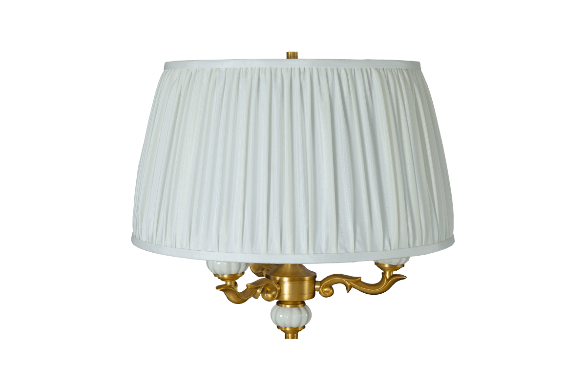 Toulouse Goud vloerlamp Van Aneta Lighting - De Toulouse vloerlamp heeft een klassieke en elegante uitstraling met decoratieve details en een prachtige gouden afwerking.