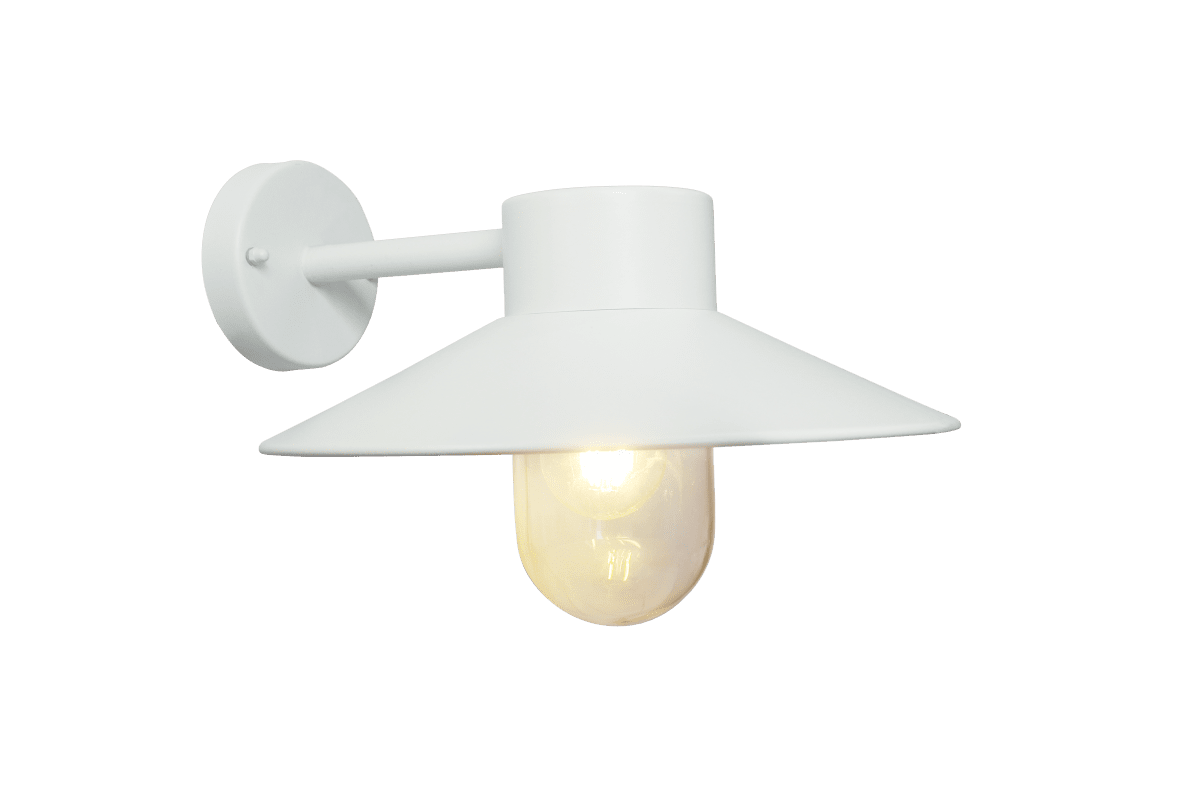 Onsala Wit buitenlamp Van Nordic Lighting - Onsala is een klassieke wandlamp in het wit, gemaakt van aluminium en helder glas.