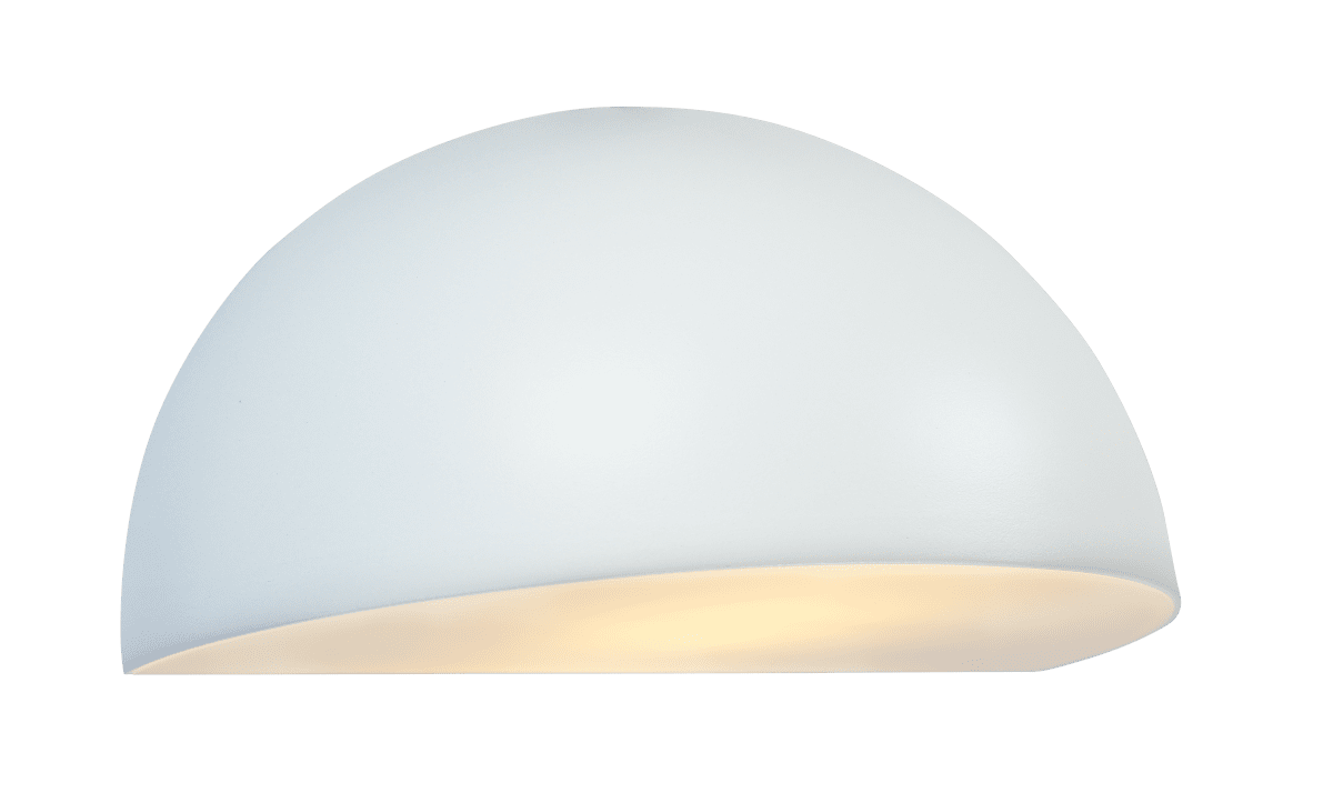 Karlskrona Wit buitenlamp Van Nordic Lighting - Het is aan te raden hem te plaatsen bij de entree, op het terras of meerdere naast elkaar langs de gevel.