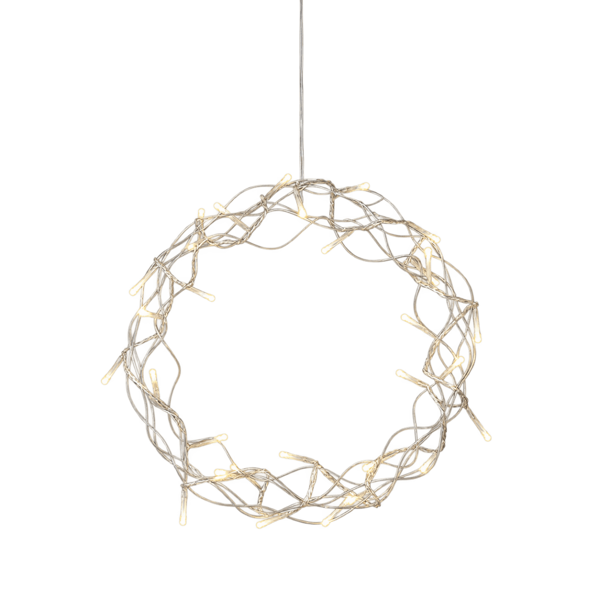 LED-krans Ø30 Zilver Van Konstsmide - Met een diameter van 30 cm is de slinger een prachtige decoratie om voor het raam of aan de muur te hangen, perfect om extra gezelligheid te cre&euml;ren tijdens de donkere maanden van het jaar.