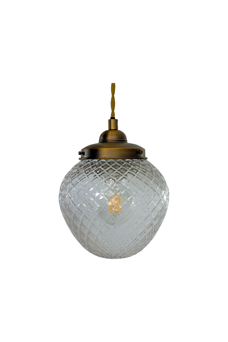 Gatsby Ø15 Antiek messing raamlamp Van Aneta Lighting - De Gatsby raamlamp heeft een klassieke en elegante uitstraling met een decoratieve kap van helder, gehard glas en metalen details met een antieke messing afwerking.