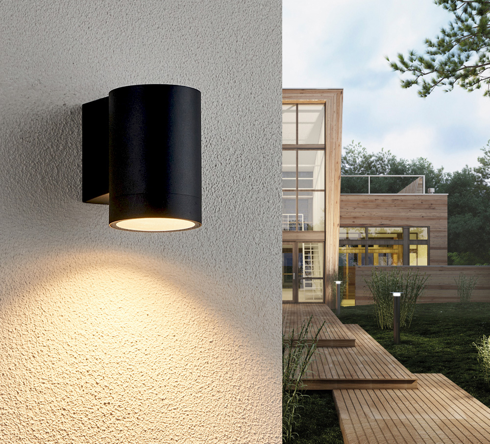 Oden Single Zwart buitenlamp Van Lampan - Lampan lyser fint ner p&aring; v&auml;ggen och skapar en h&auml;rlig atmosf&auml;r.