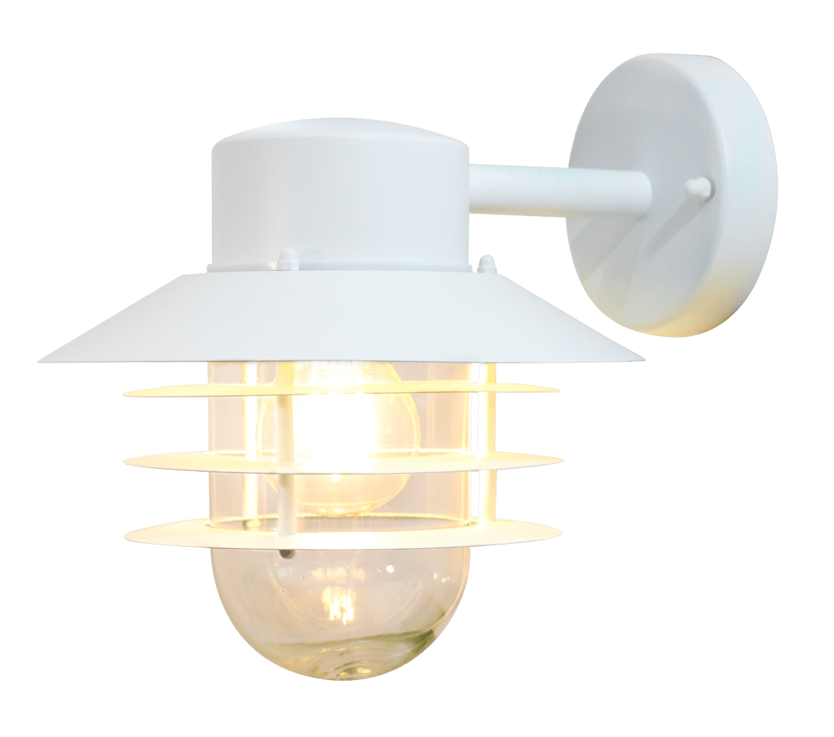 Ystad Wit buitenlamp Van Nordic Lighting - Het licht verspreidt zich aangenaam door het glas en cre&euml;ert een gastvrije sfeer bij de entree, aan de gevel of langs de huismuur.