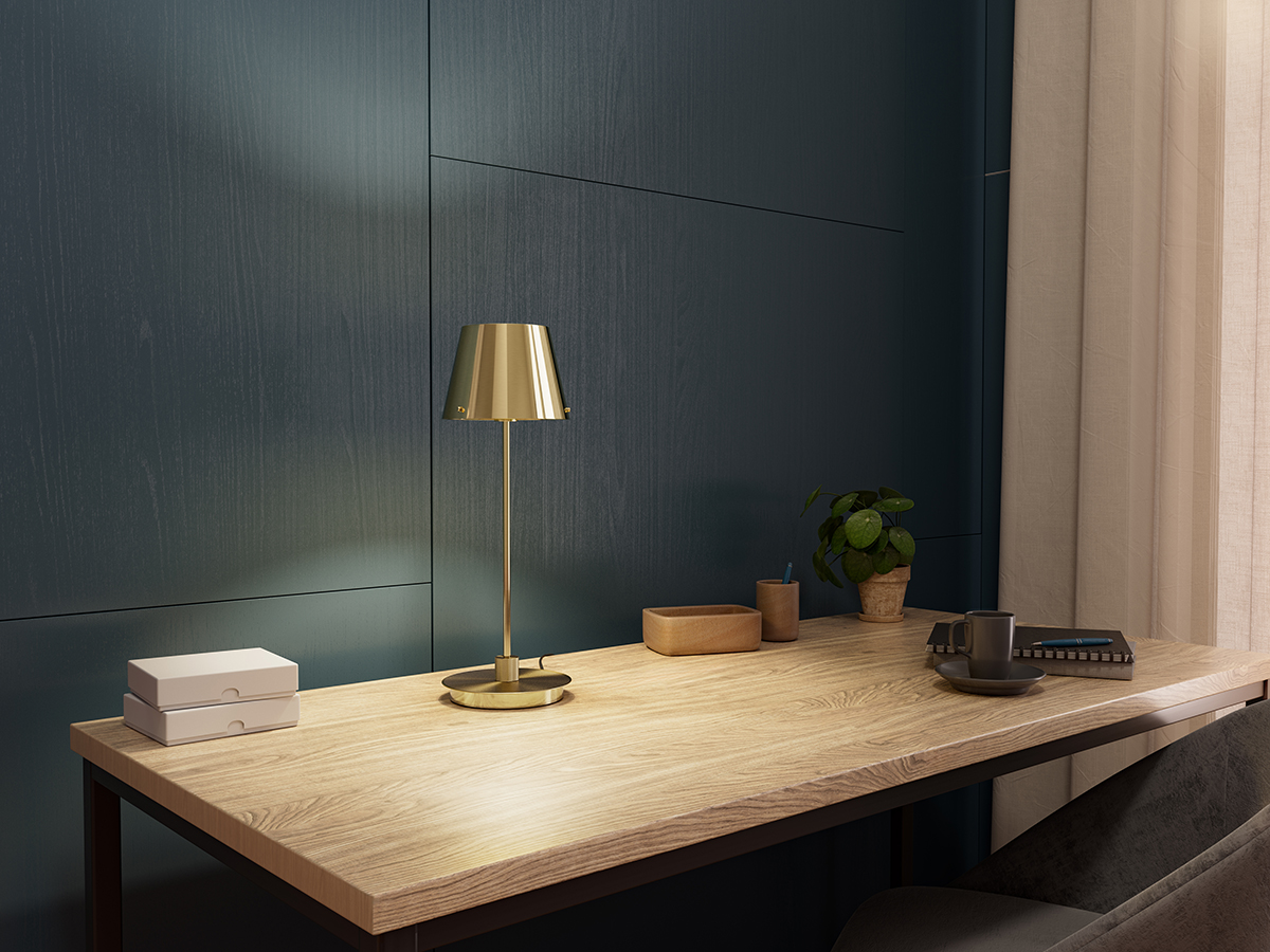 Gil il Grande 37cm Satijnkoper tafellamp Van Herstal - De Gil il Grande tafellamp heeft een stijlvol en modern design en is volledig gemaakt van metaal met een elegante satijn messing afwerking.