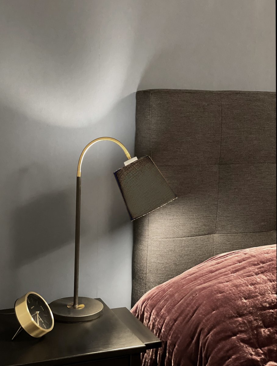 Ljusdal 50cm Zwart bureaulamp Van Aneta Lighting - Ljusdal is een stijlvolle tafellamp met een moderne twist.