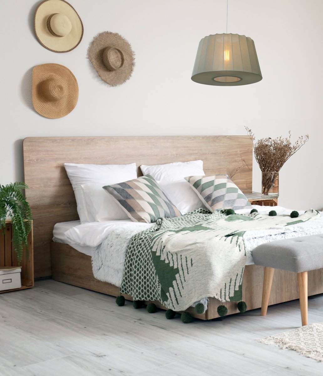 Abril Ø45 Beige hanglamp Van Aneta Lighting - Een uitstekende keuze boven de eettafel in de keuken of als aangename algemene verlichting in de hal, woonkamer en slaapkamer.