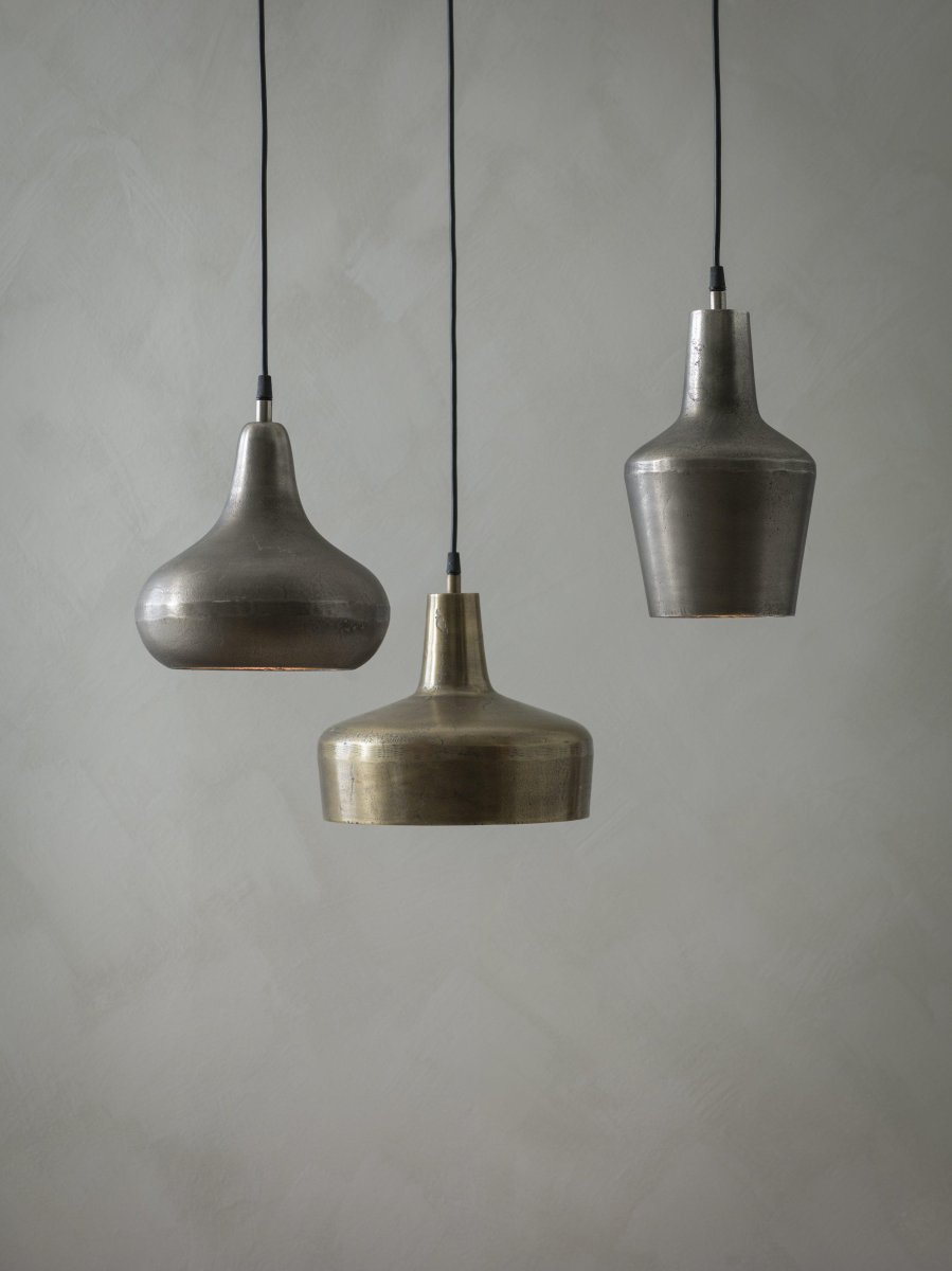 Saint Ø27 Goud hanglamp Van PR Home - Leuk om alleen te doen of in een groepje van meerdere.