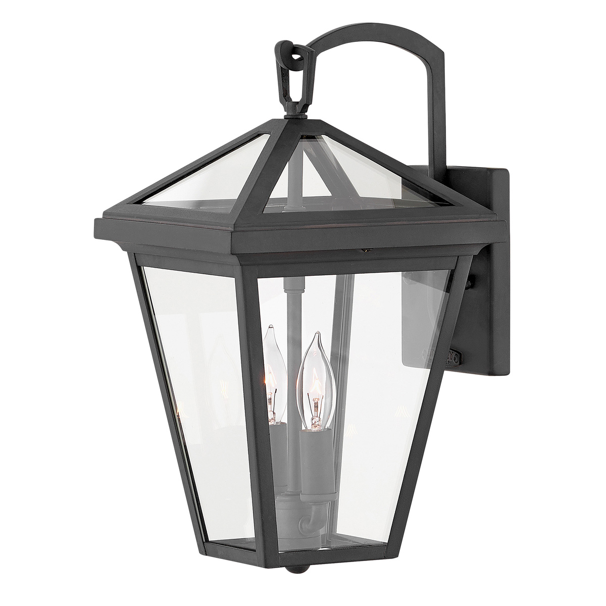 Alford Place 37cm Zwart buitenlamp Van Elstead Lighting - Den svarta ramen i aluminium och de klara glaspartierna skapar en lyxig och stilfull look som lyfter din entr&eacute;, uteplats eller fasad.