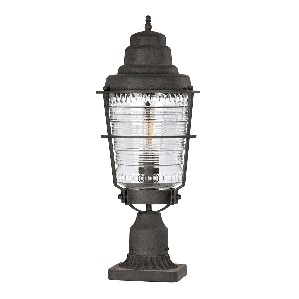 Chance Harbor 50cm Zink Van Elstead Lighting - Chance Harbor is een klassieke en robuuste havenlantaarn met een ontwerp geïnspireerd op de maritieme stijl.