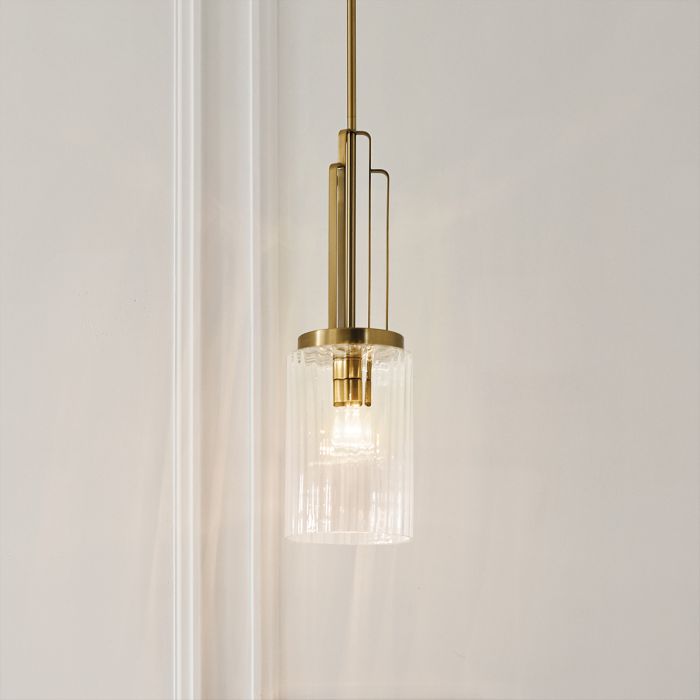 Kimrose Ø18 Geborsteld messing hanglamp Van Elstead Lighting - De Kimrose-collectie is een meesterwerk, geïnspireerd op de decoratieve details van het Madison Belmont-gebouw in New York City.