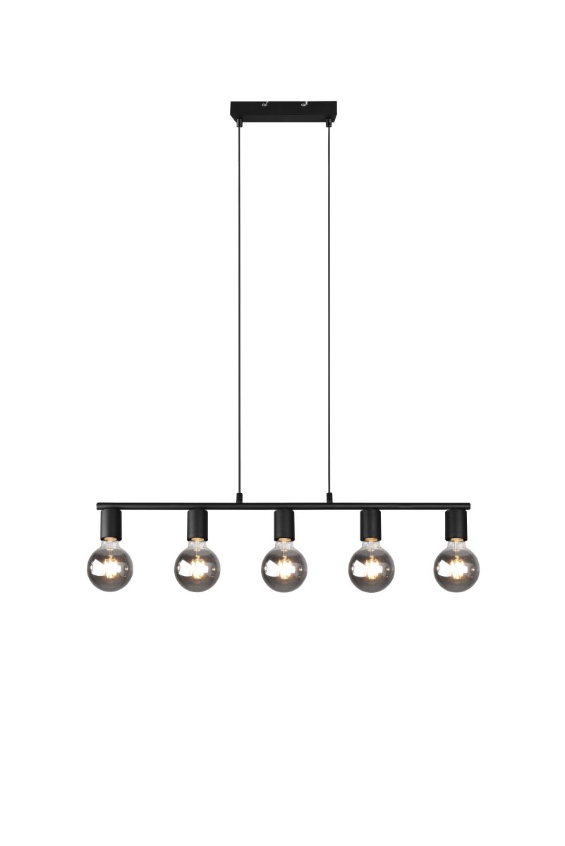 Vannes 82cm Zwart hanglamp Van Trio Lighting - Dankzij de vijf op een rij hangende zichtbare lichtbronnen verspreidt de lamp een aangenaam licht rondom, ideaal om een uitnodigende sfeer te creëren in de keuken, eetkamer of woonkamer.